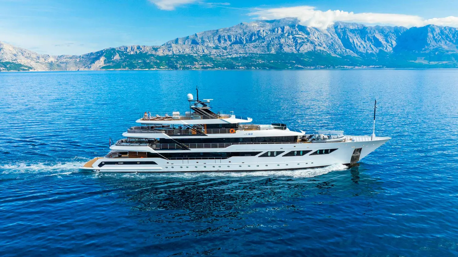 yacht-570451