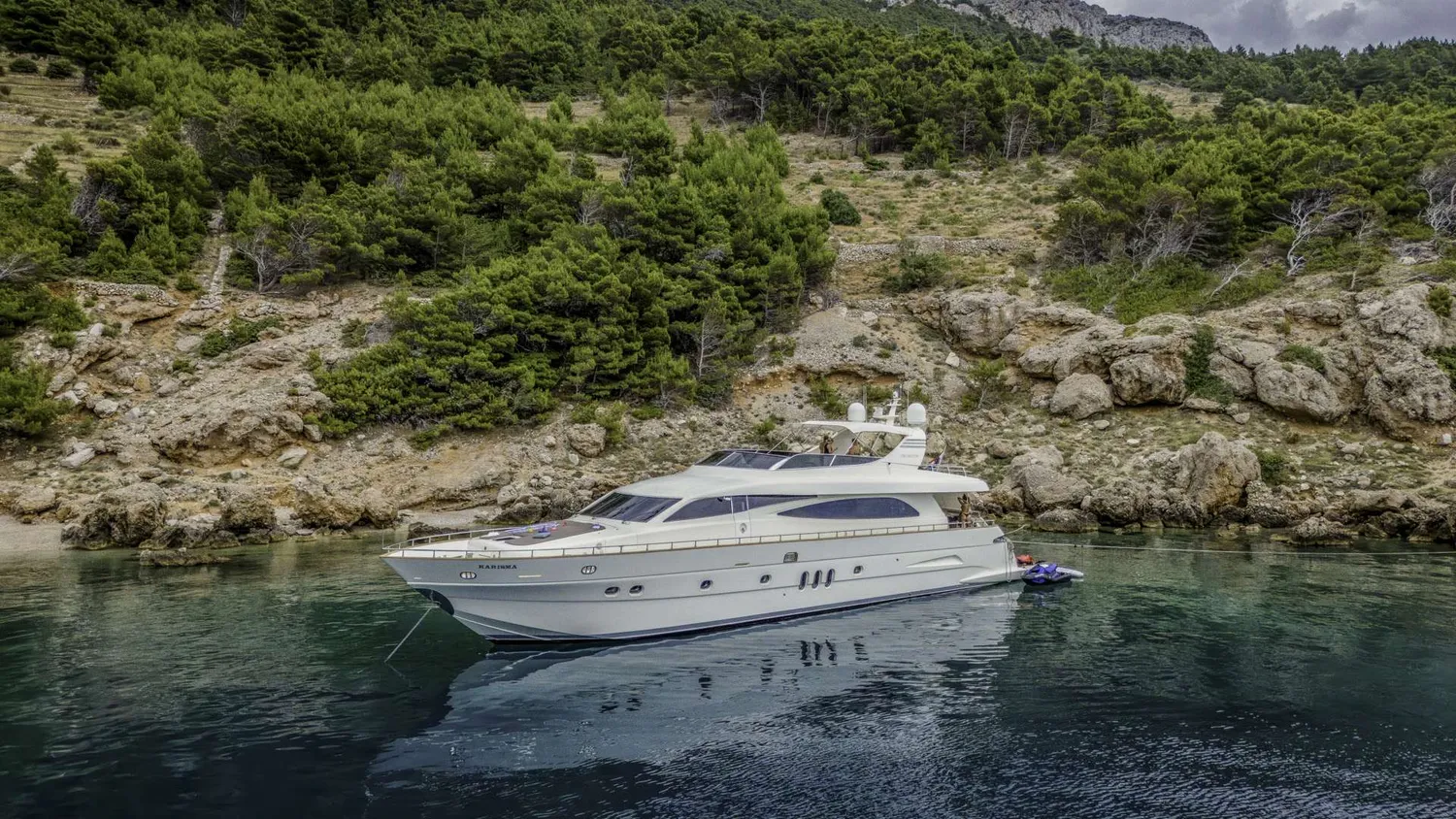 yacht-575271