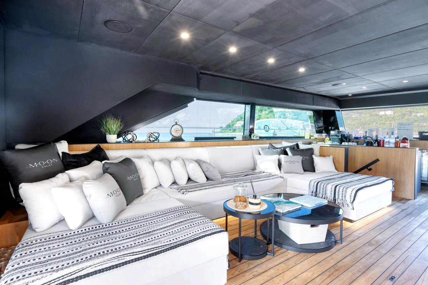 yacht-549605