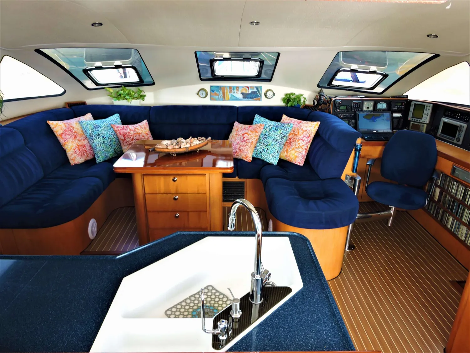 yacht-588699