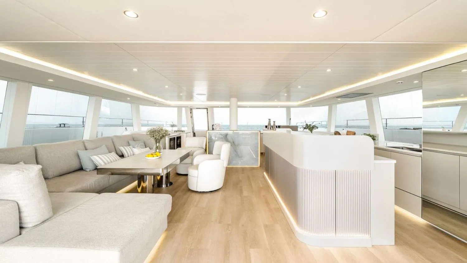 yacht-586365