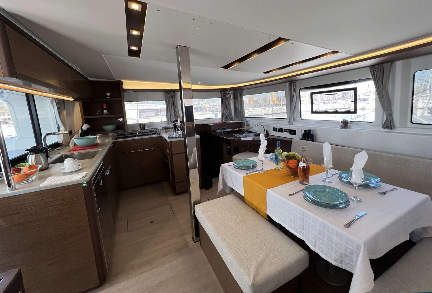 yacht-579323