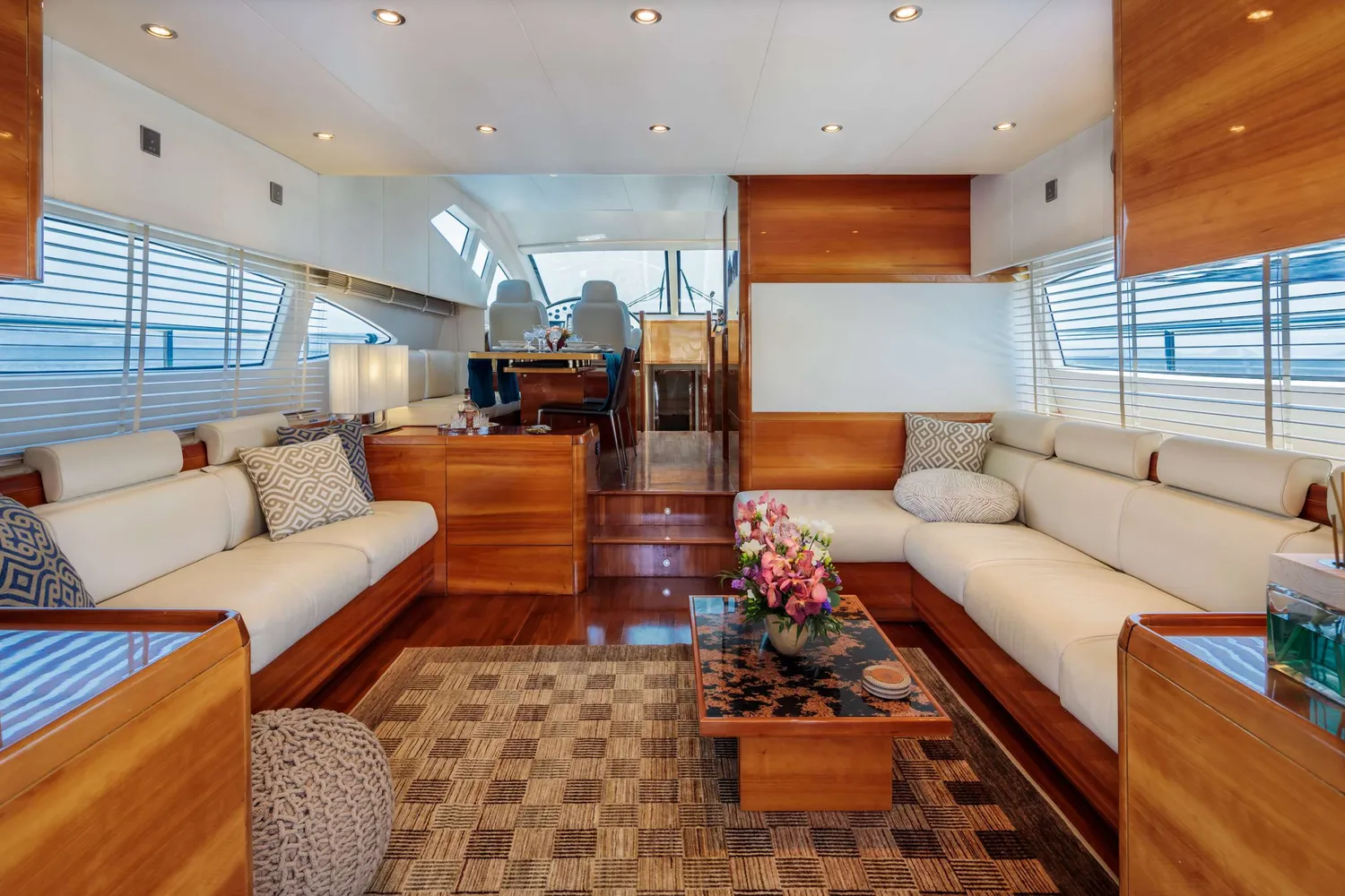 yacht-588419