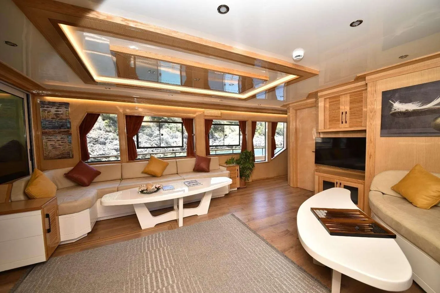 yacht-571709