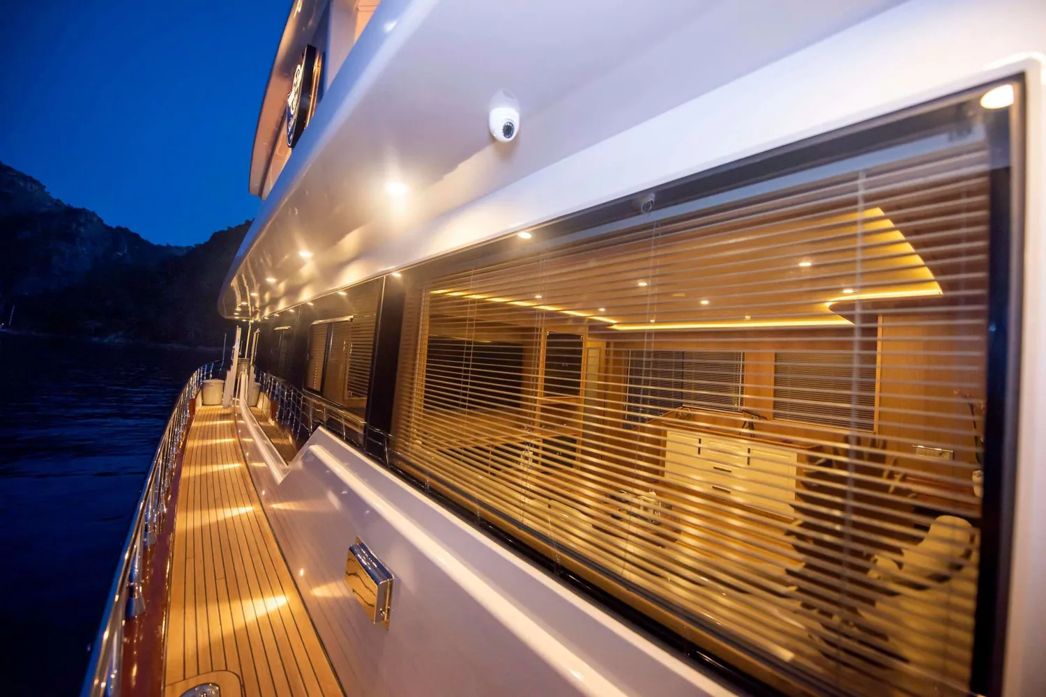 yacht-593353