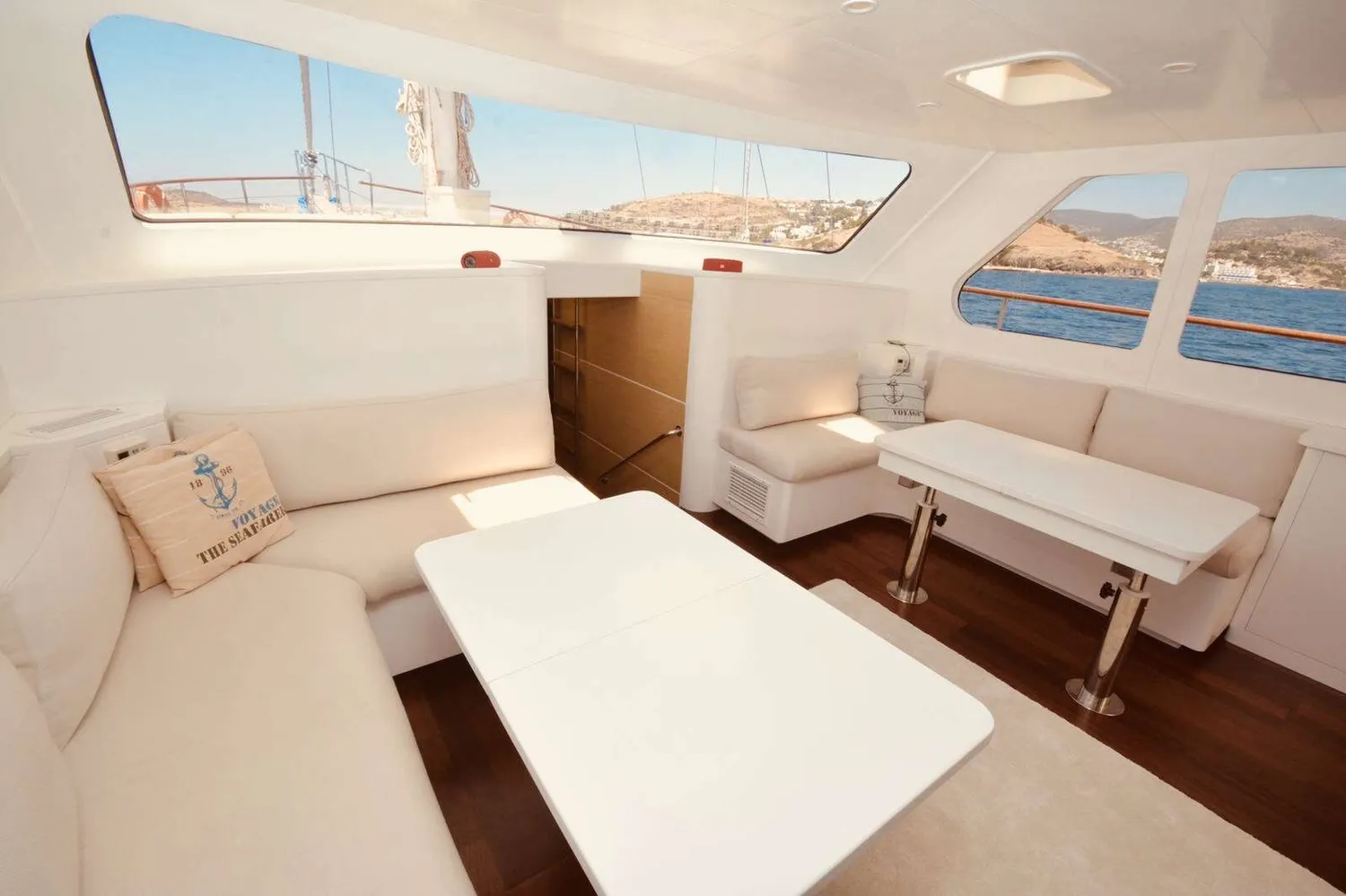 yacht-558508