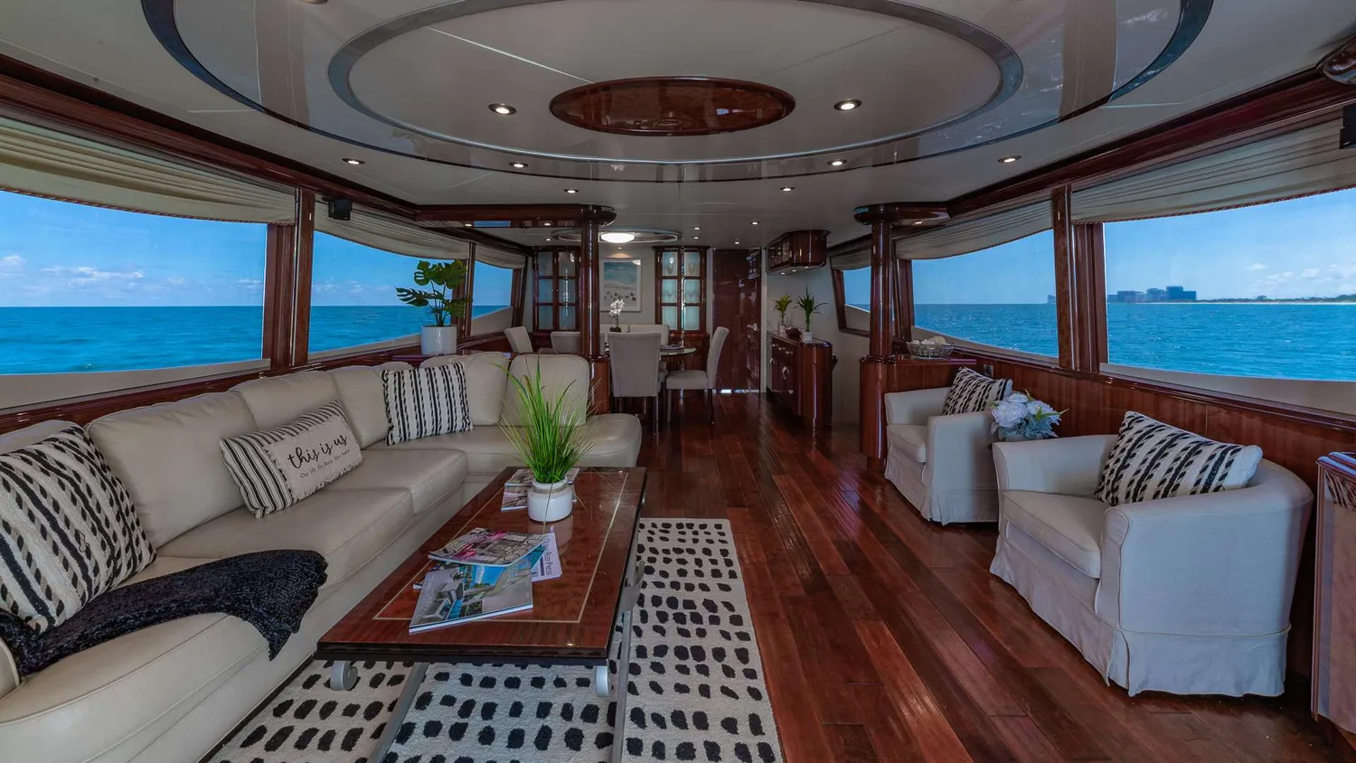 yacht-560907