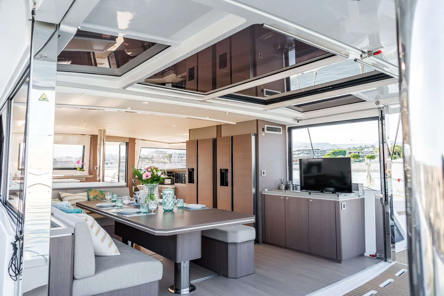 yacht-558157