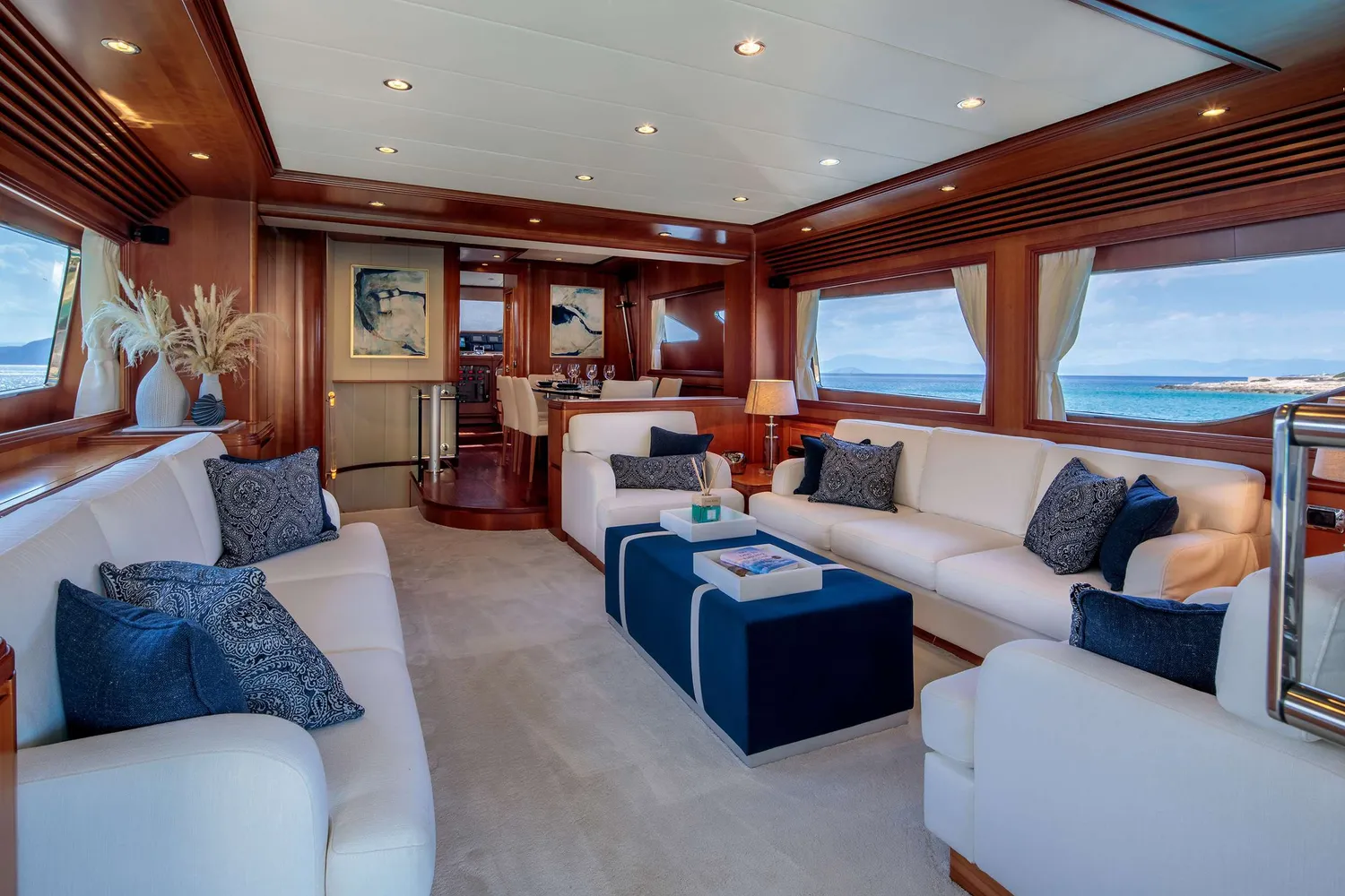 yacht-596747