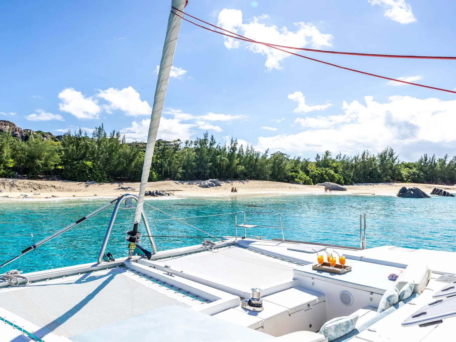 yacht-585998