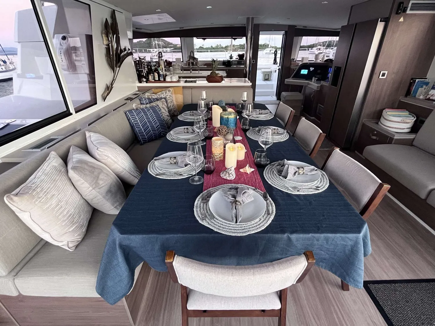 yacht-585954