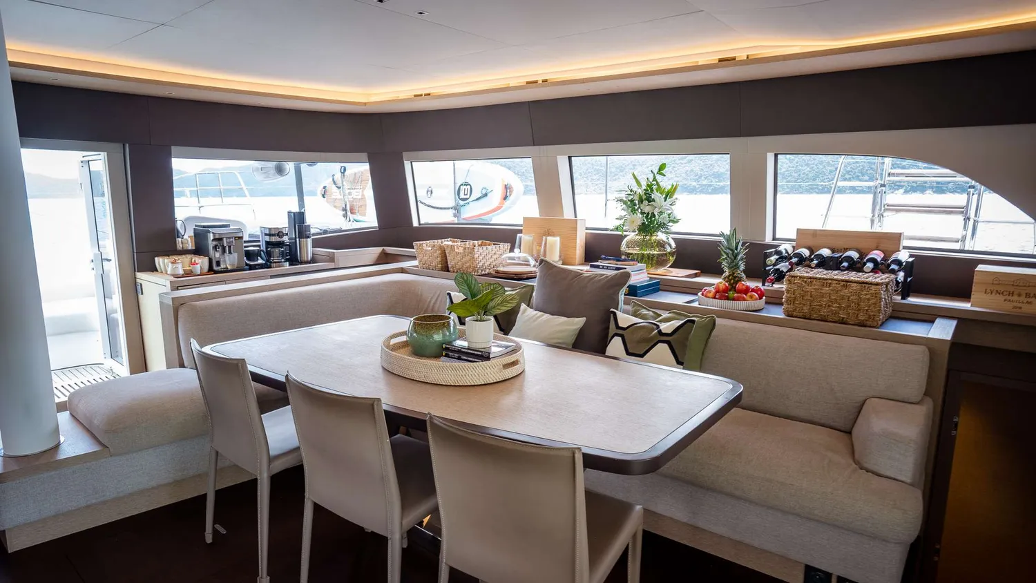 yacht-575341