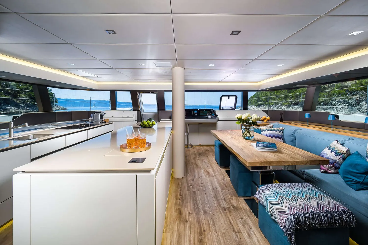yacht-572341