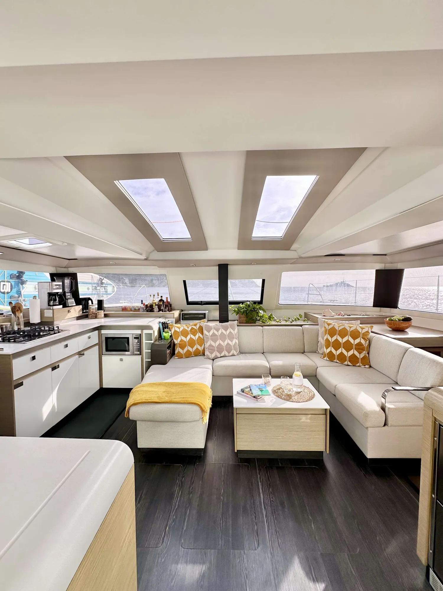 yacht-595453