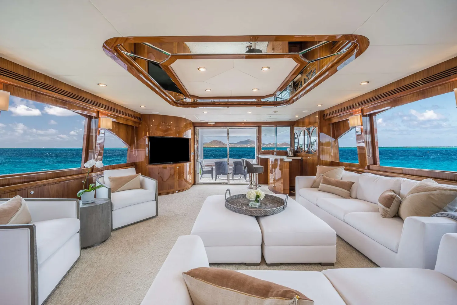 yacht-568379