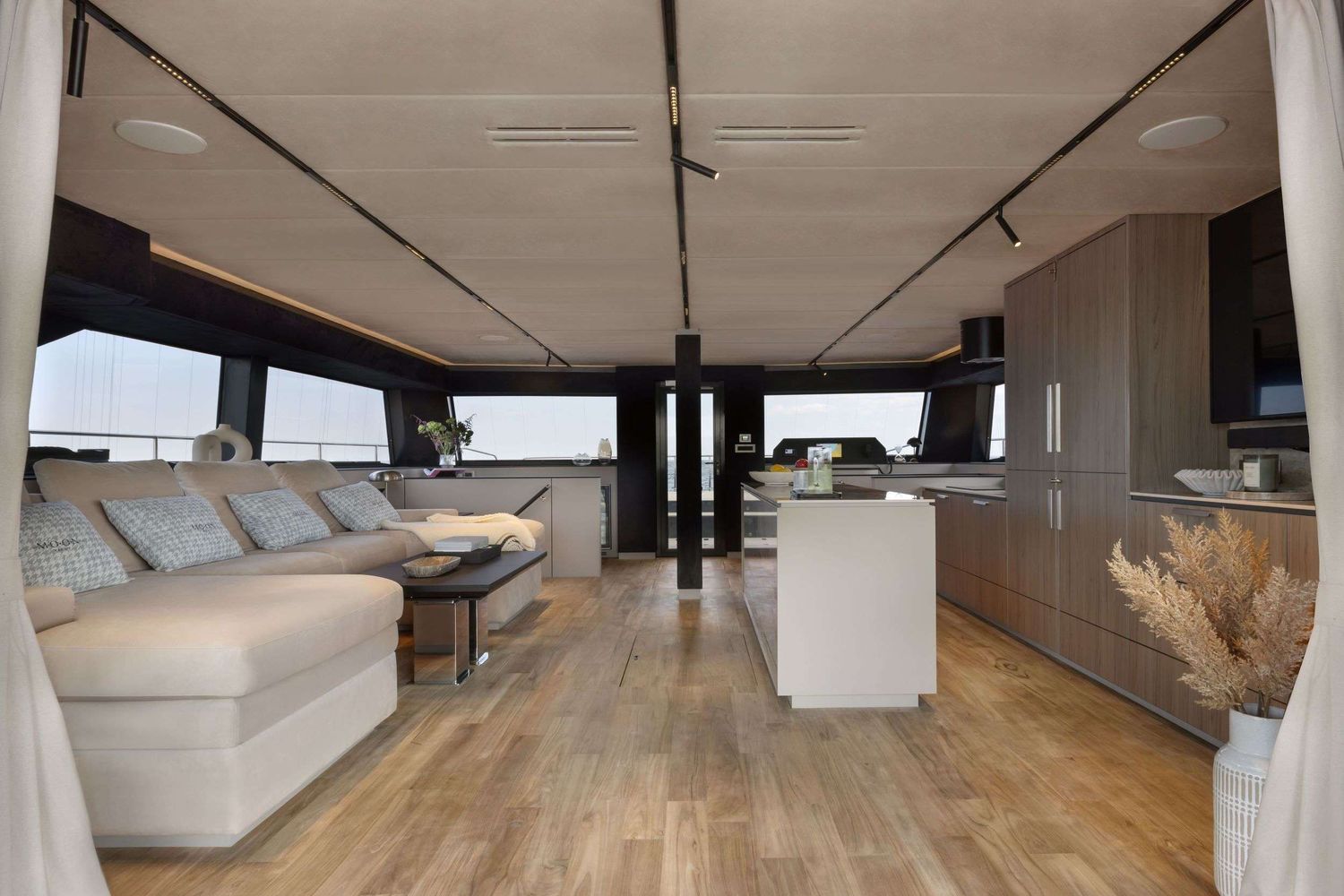 yacht-549384