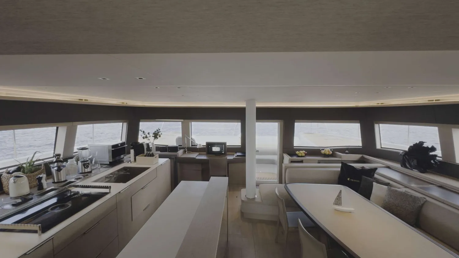 yacht-569151
