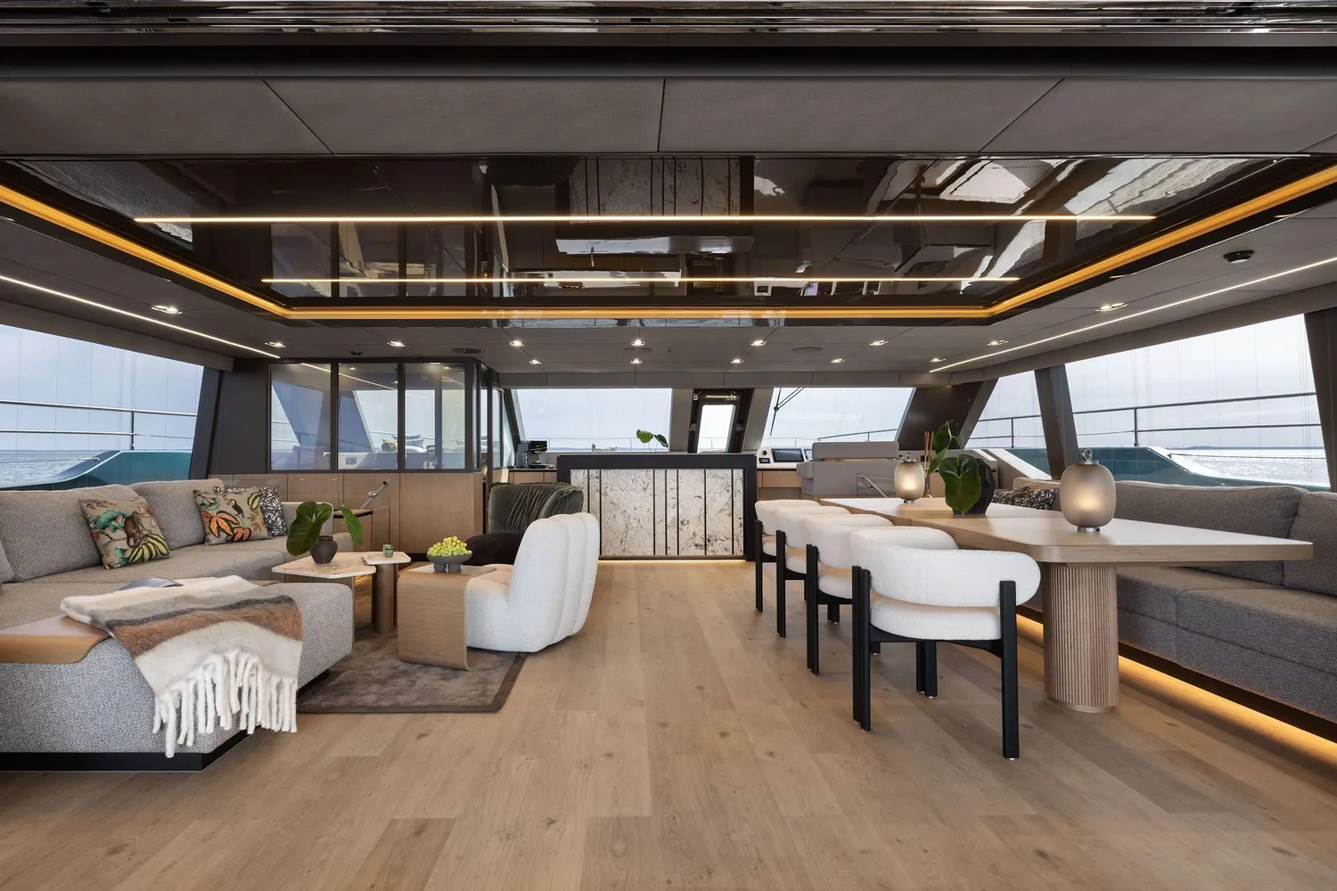 yacht-580830