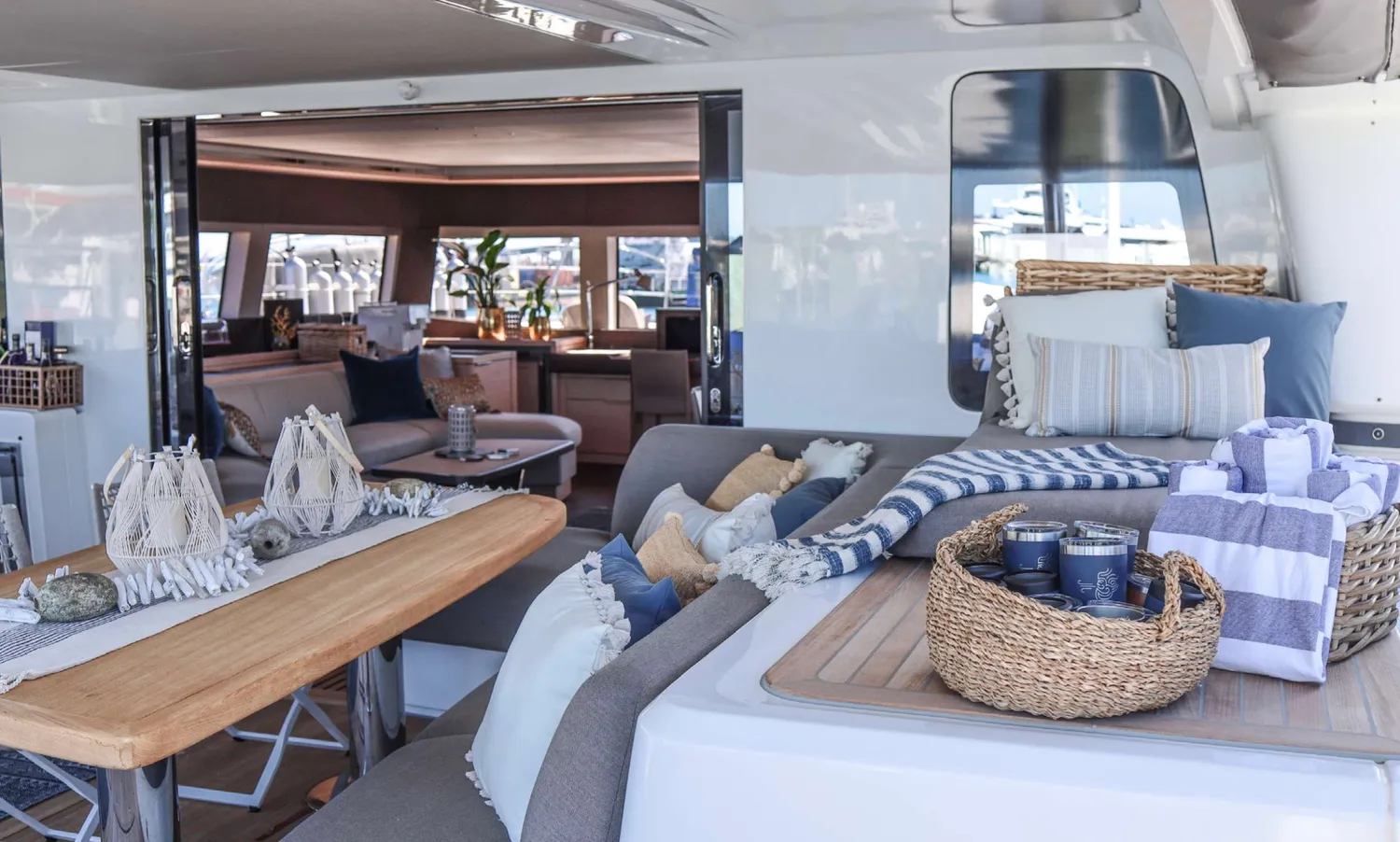 yacht-575619