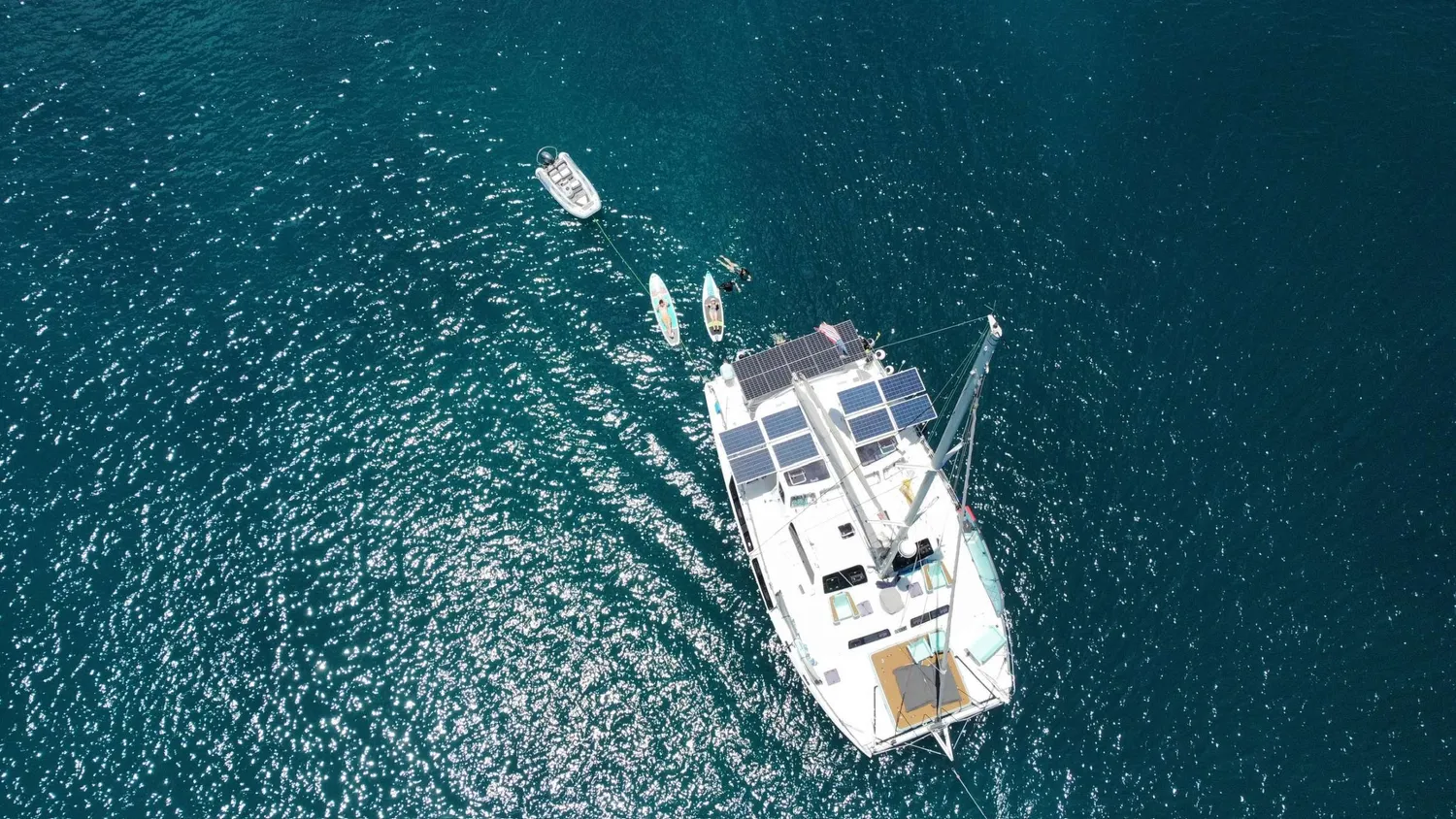 yacht-568191
