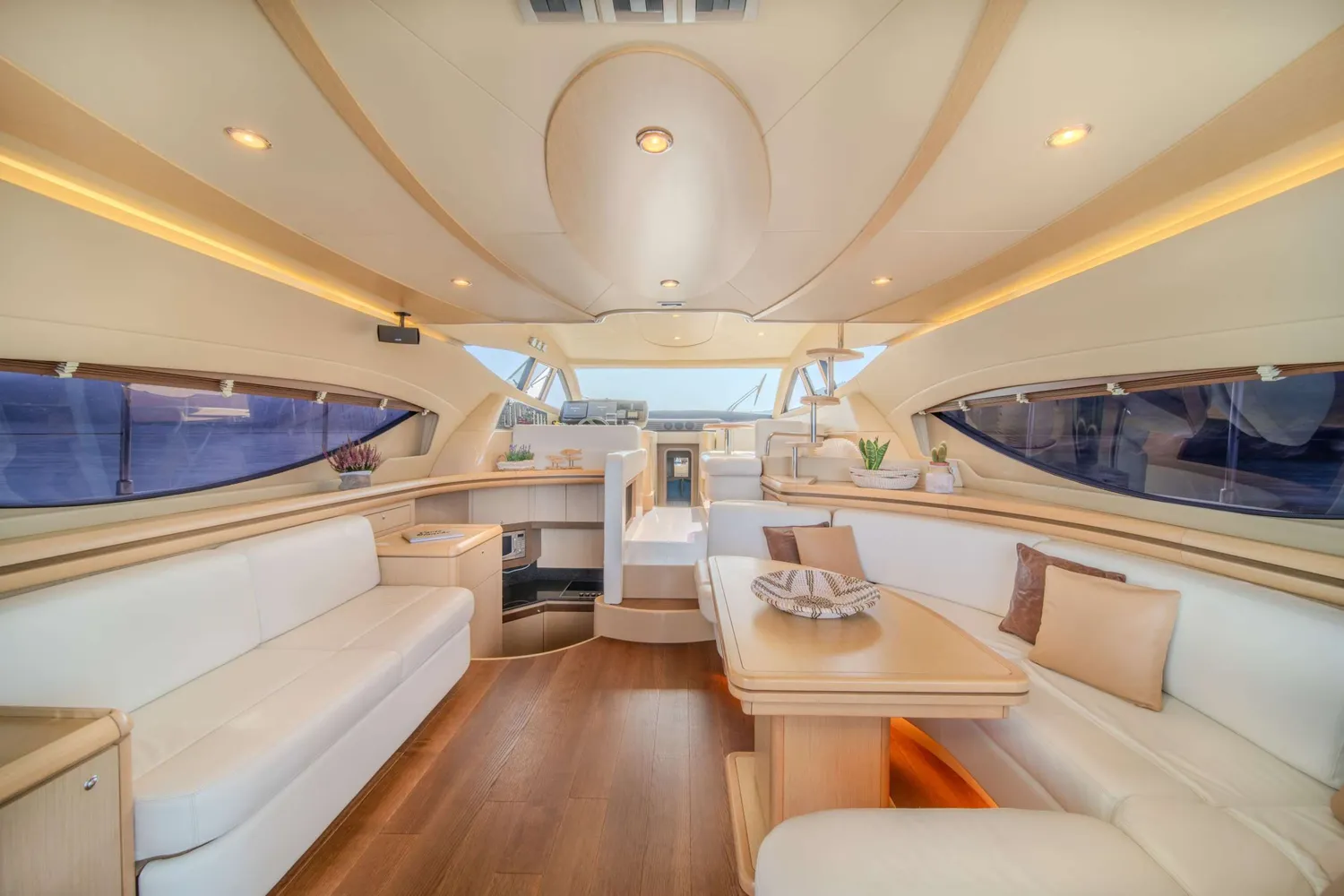 yacht-580800
