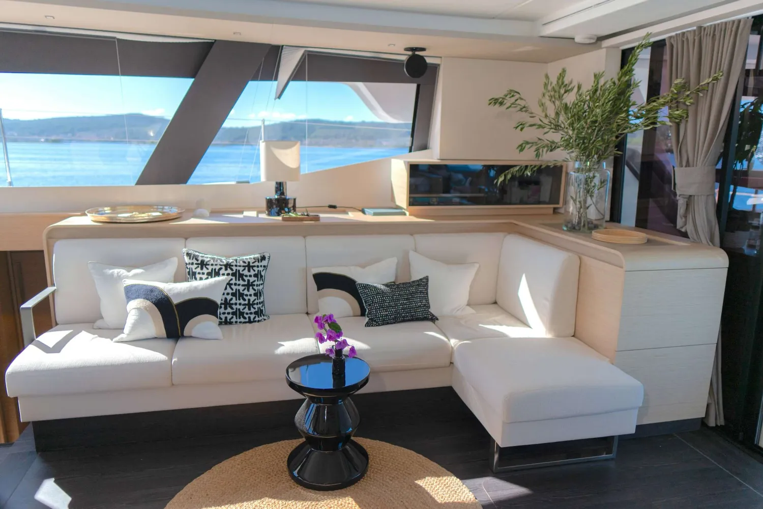 yacht-569051