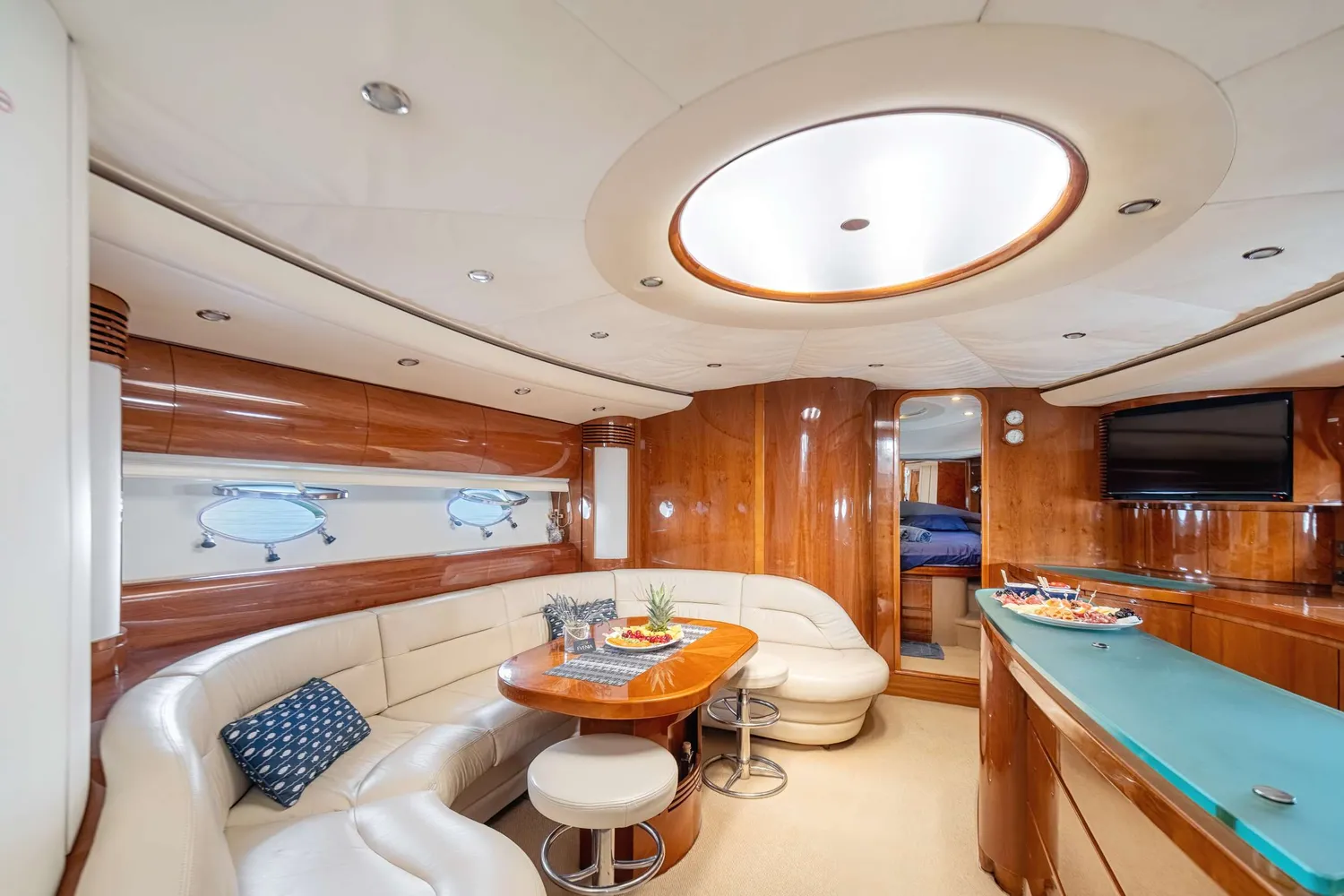 yacht-572665