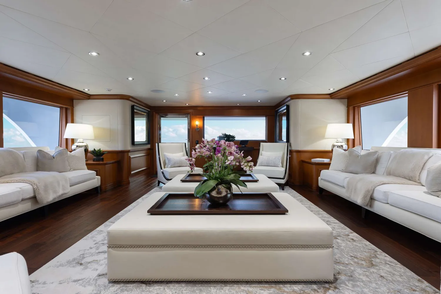 yacht-571083