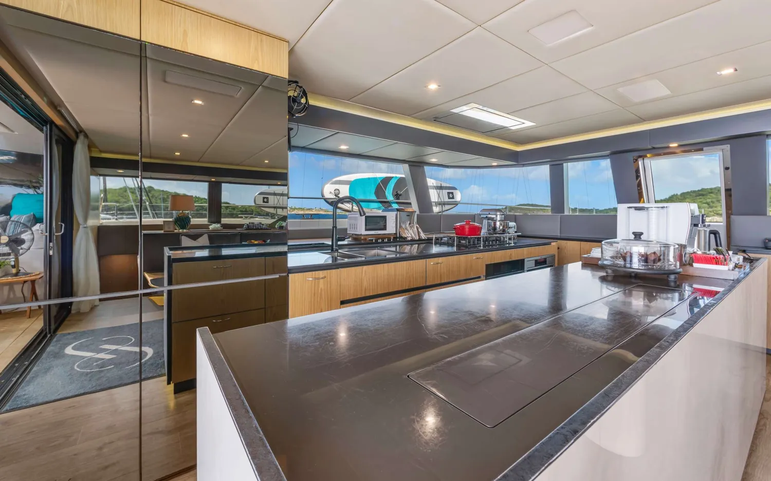yacht-570772