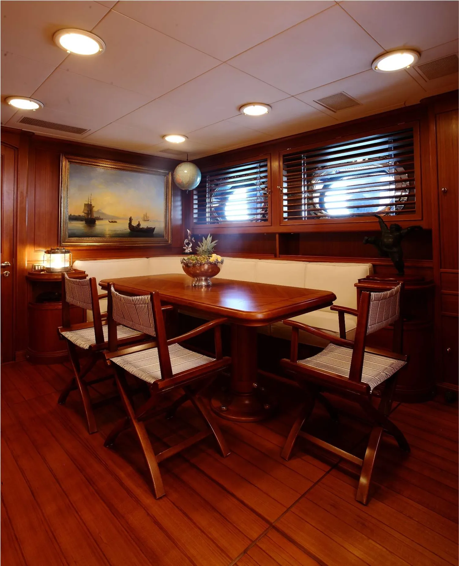 yacht-588060