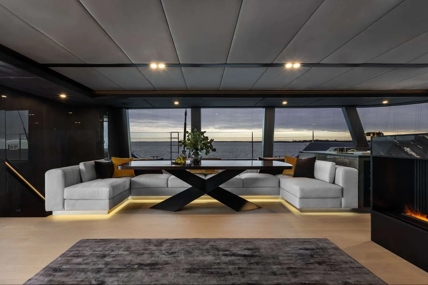 yacht-570586