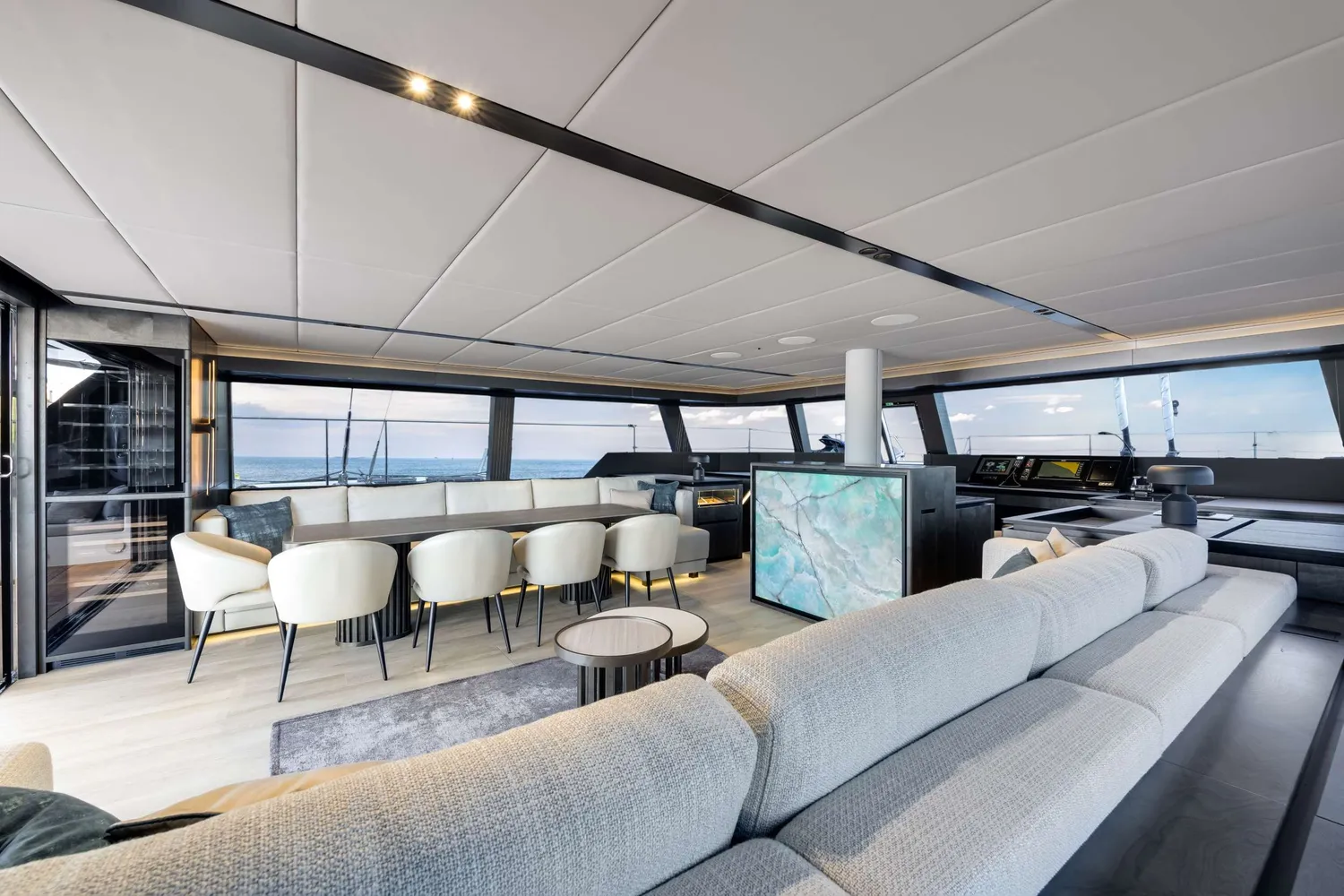 yacht-588273