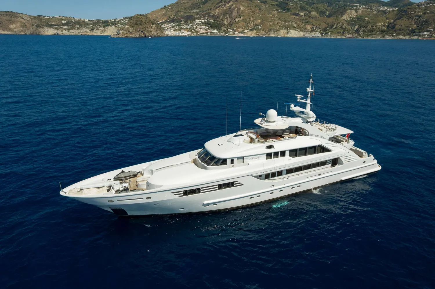 yacht-574777