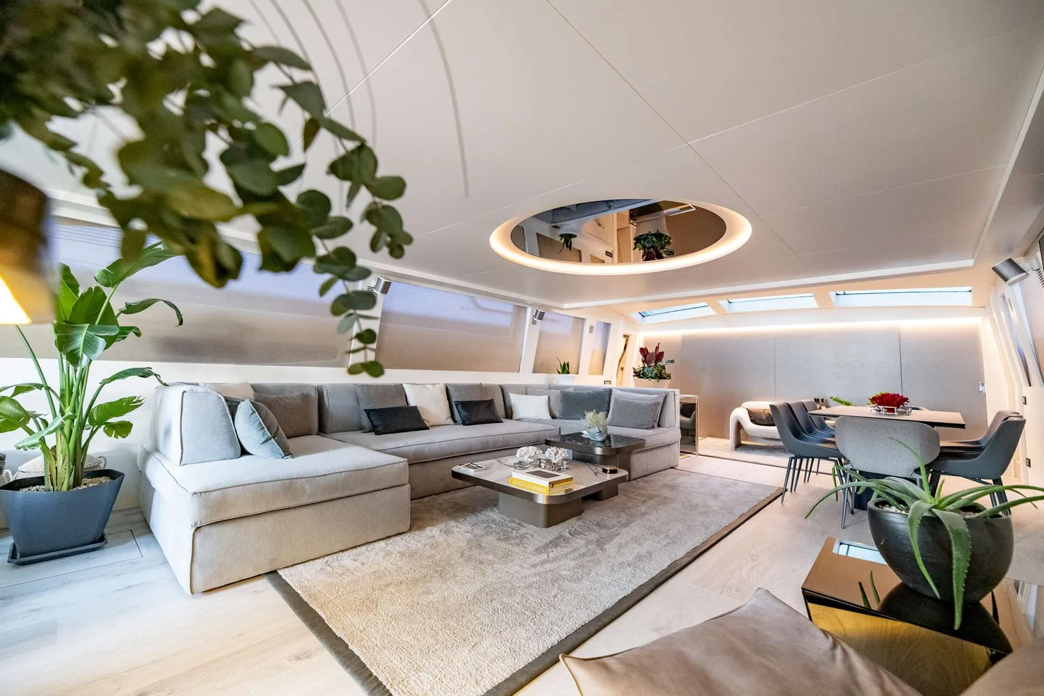 yacht-574544