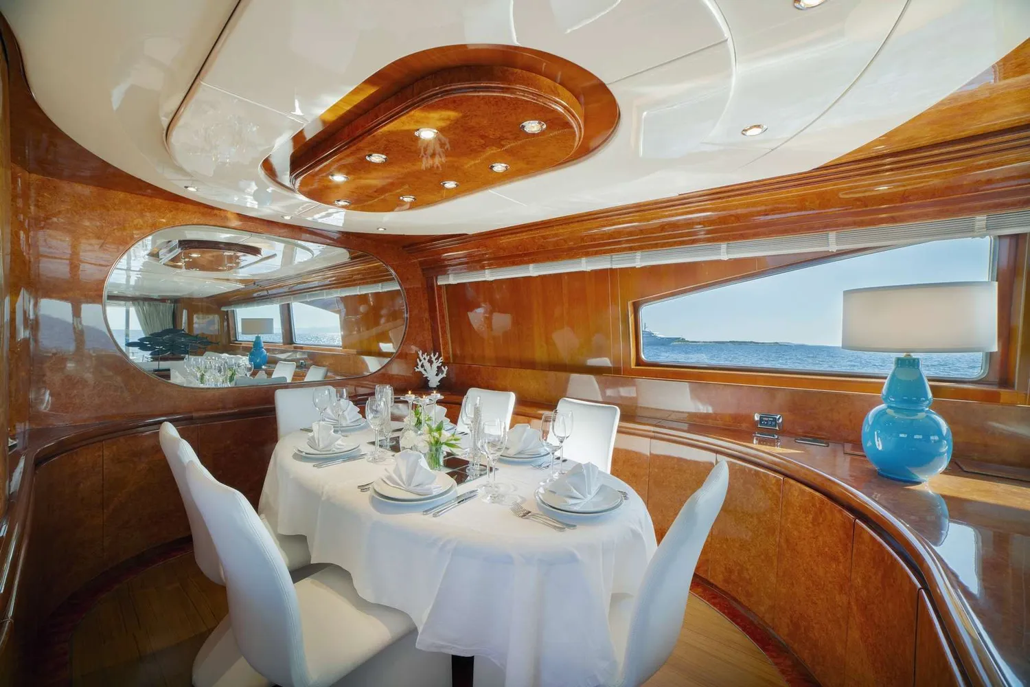 yacht-571975