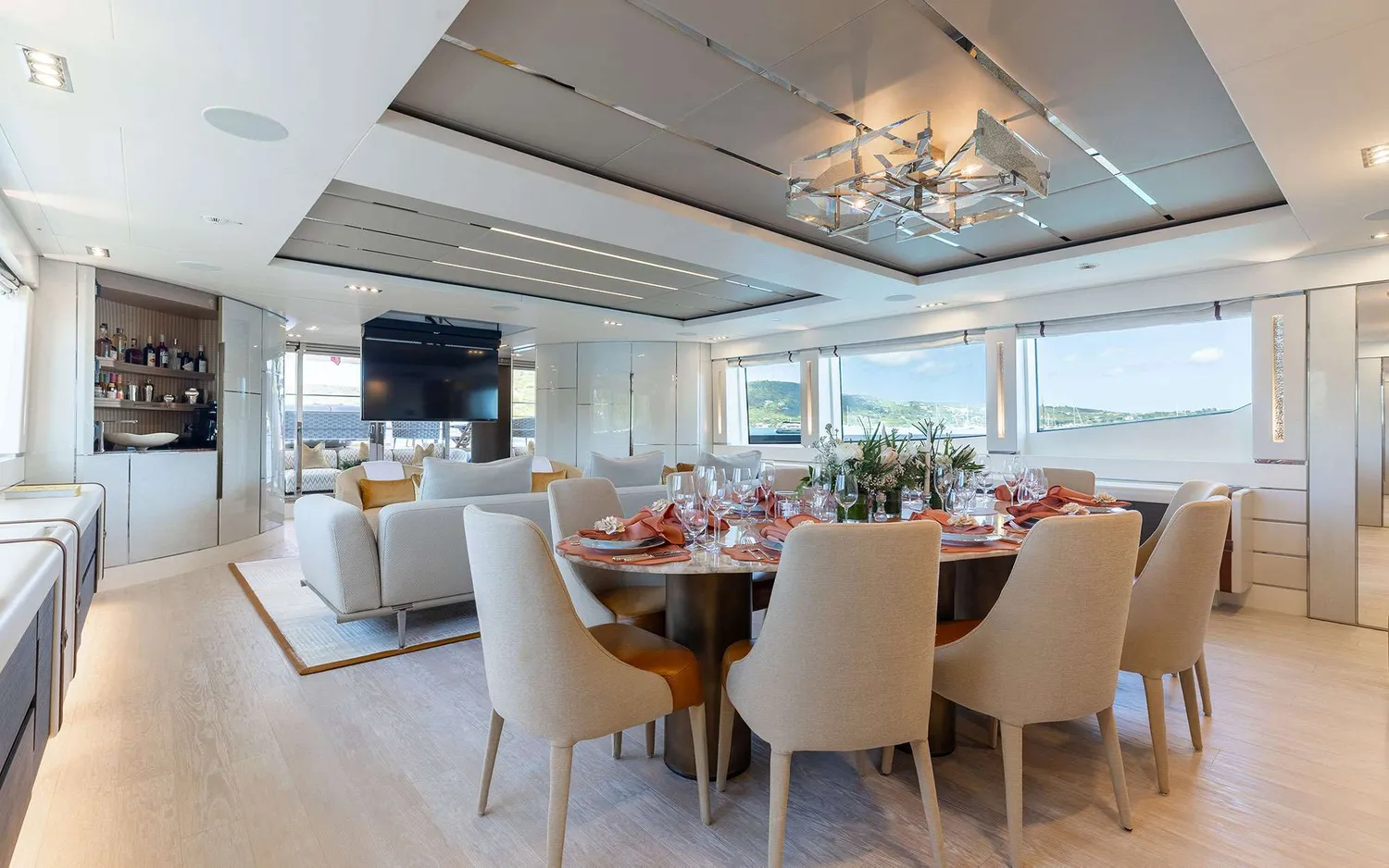 yacht-571799
