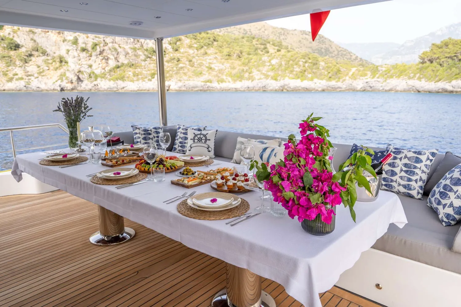 yacht-596352
