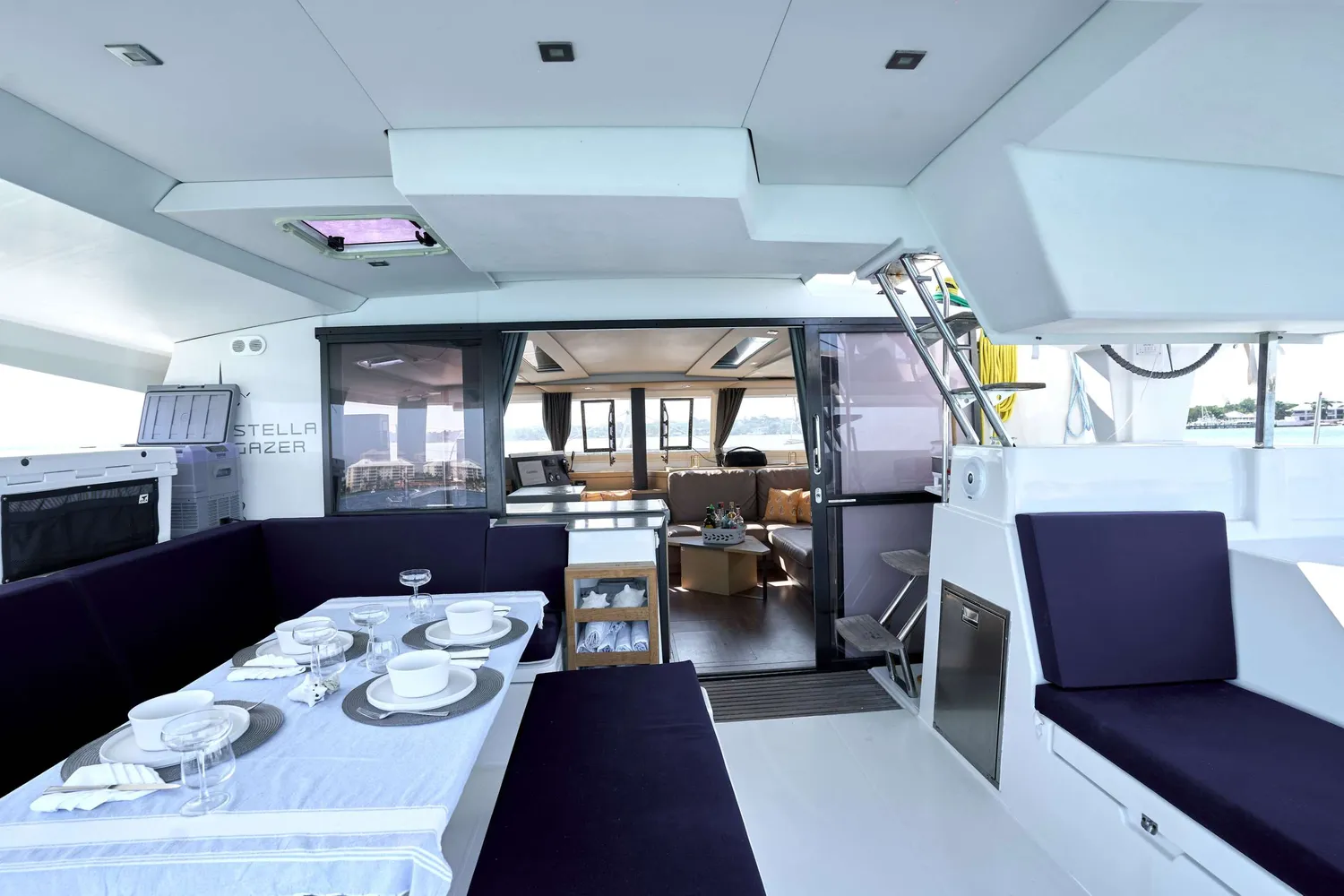 yacht-572134
