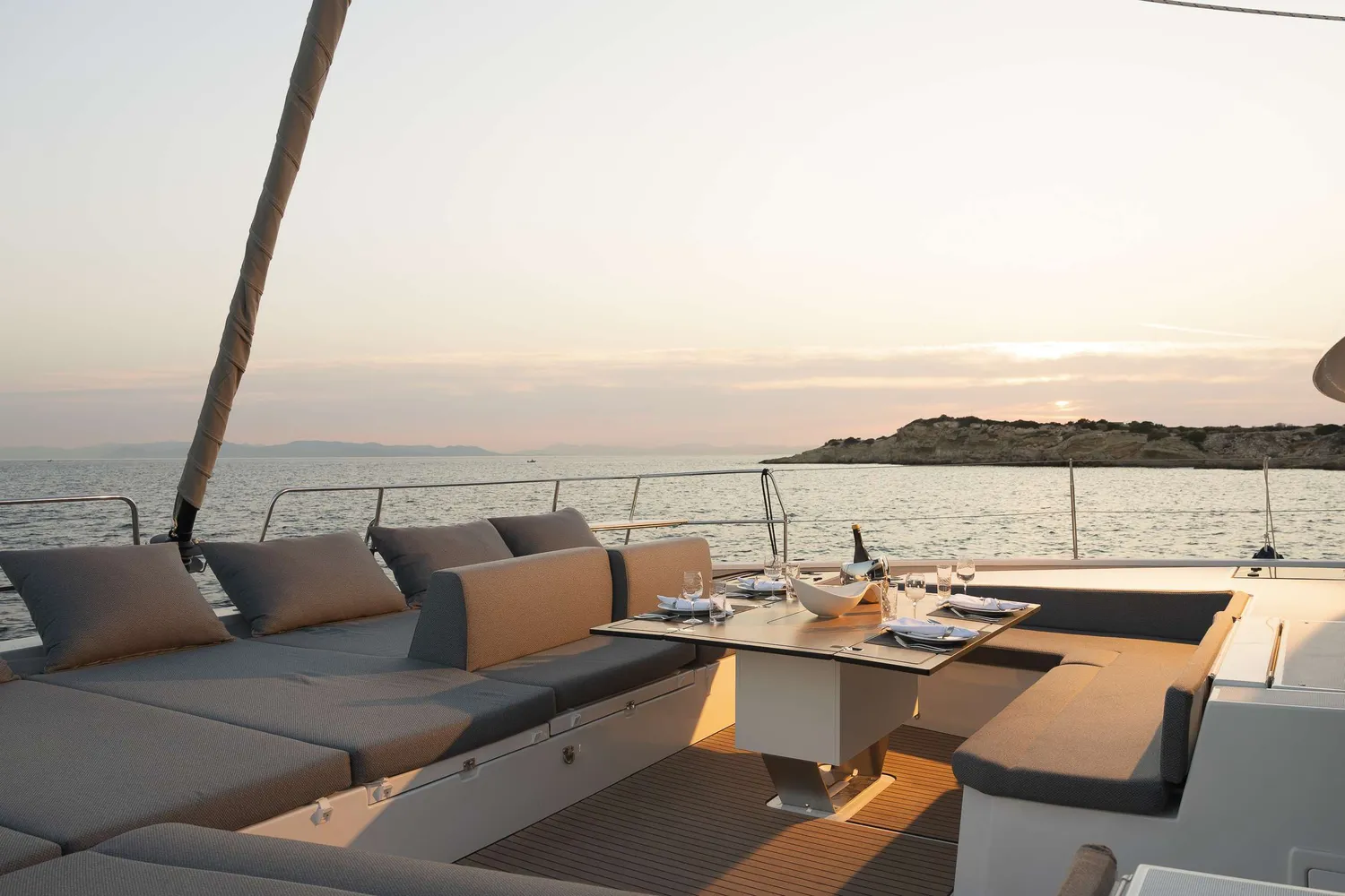 yacht-597489
