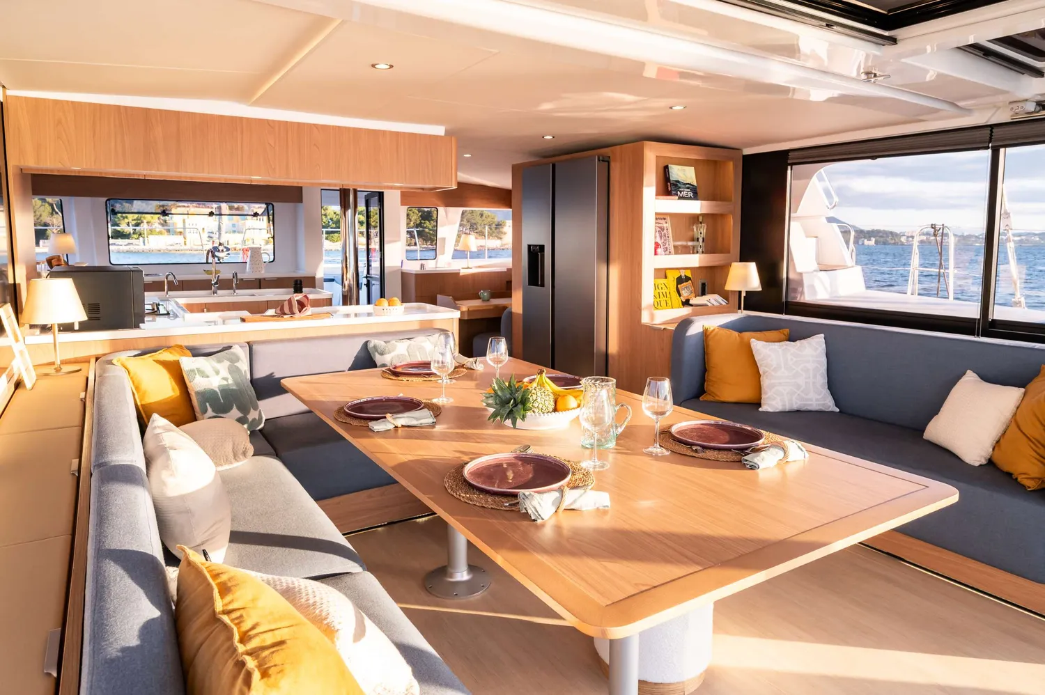 yacht-581339