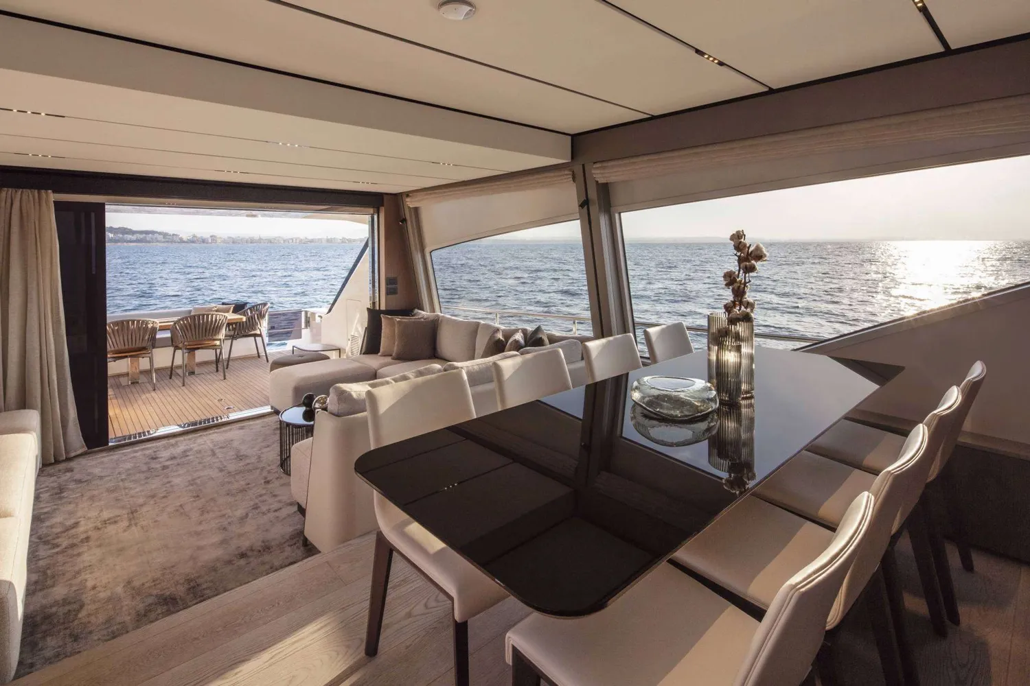 yacht-596622