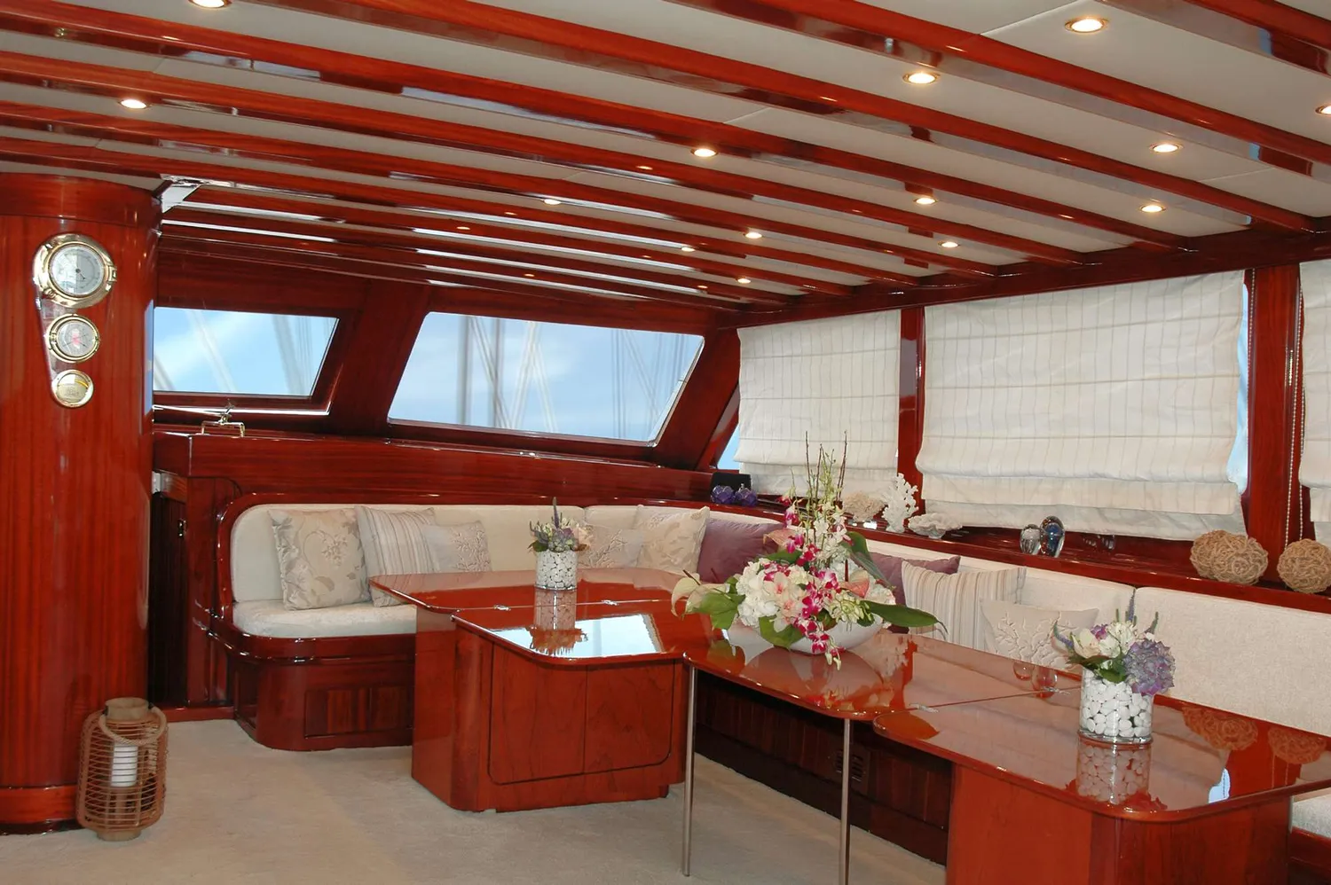 yacht-571170
