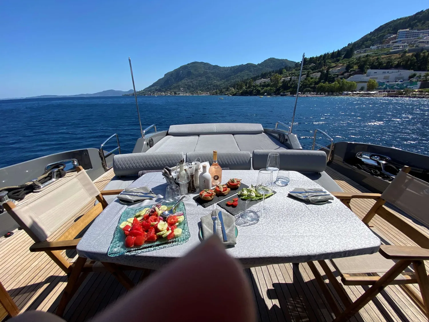 yacht-570346