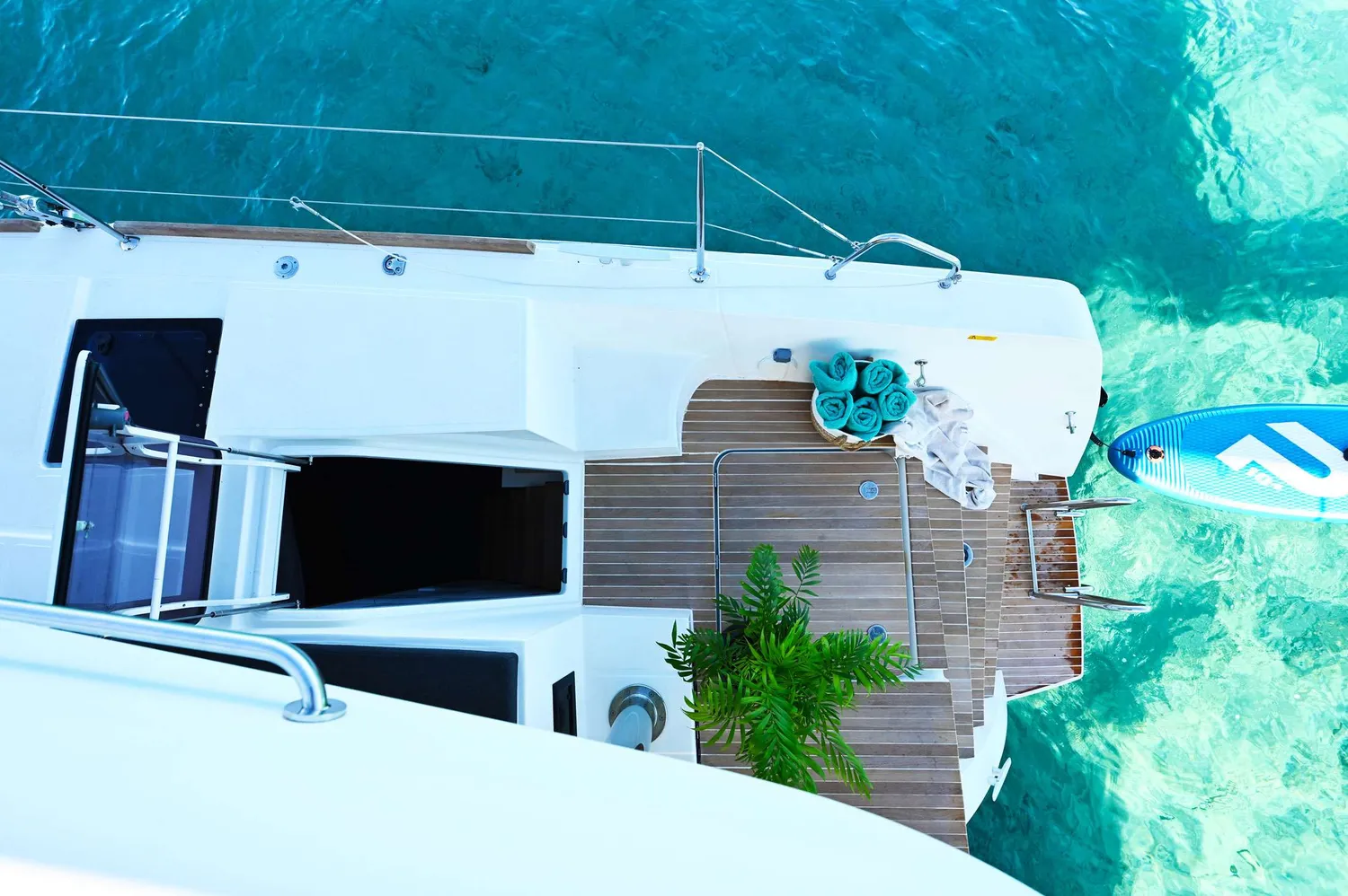 yacht-585300