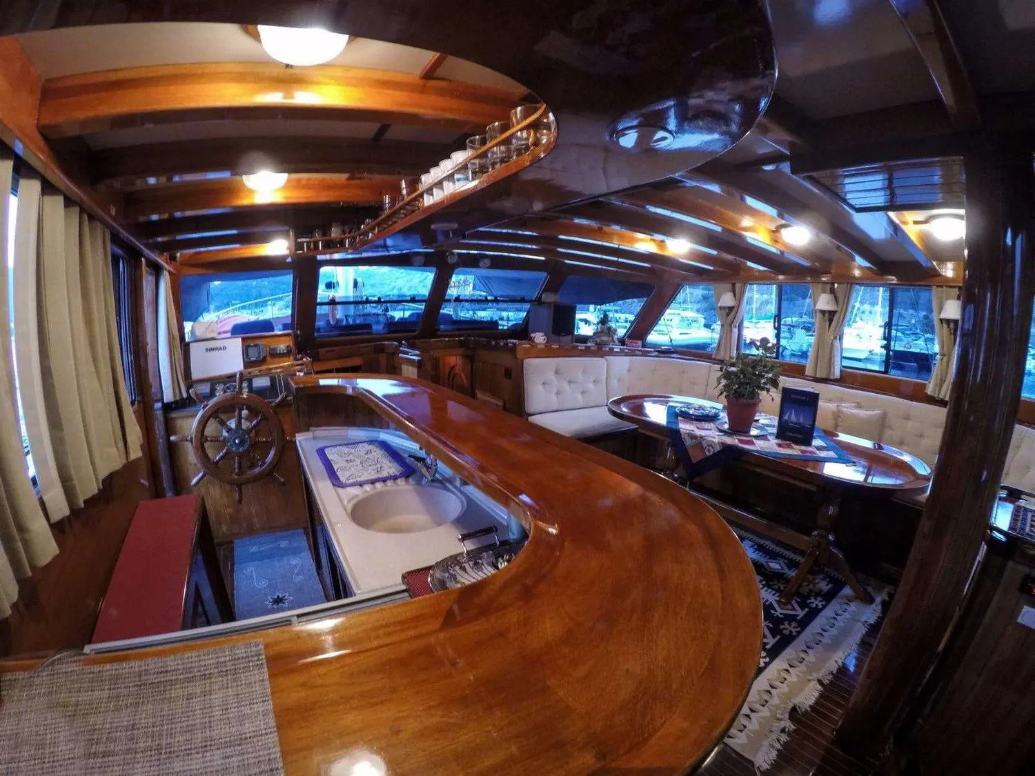 yacht-588140