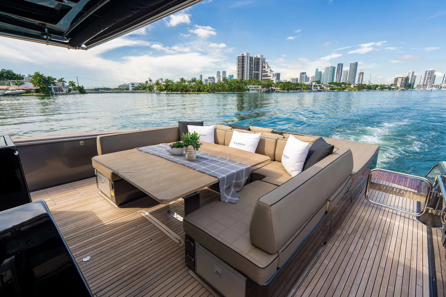 yacht-569010