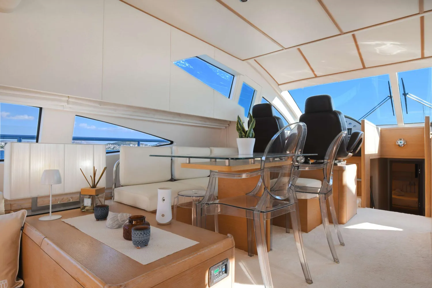 yacht-582080