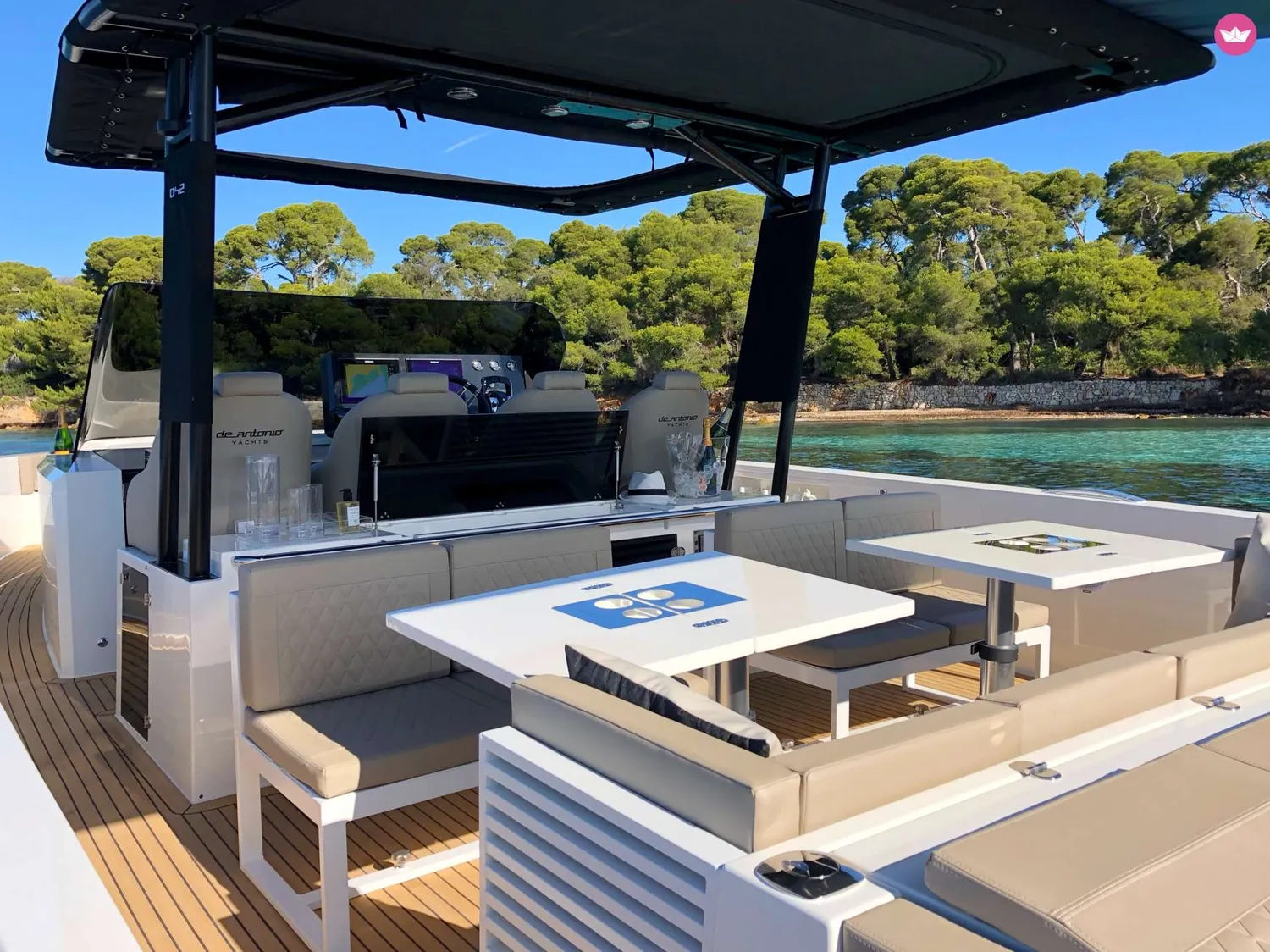 yacht-584683