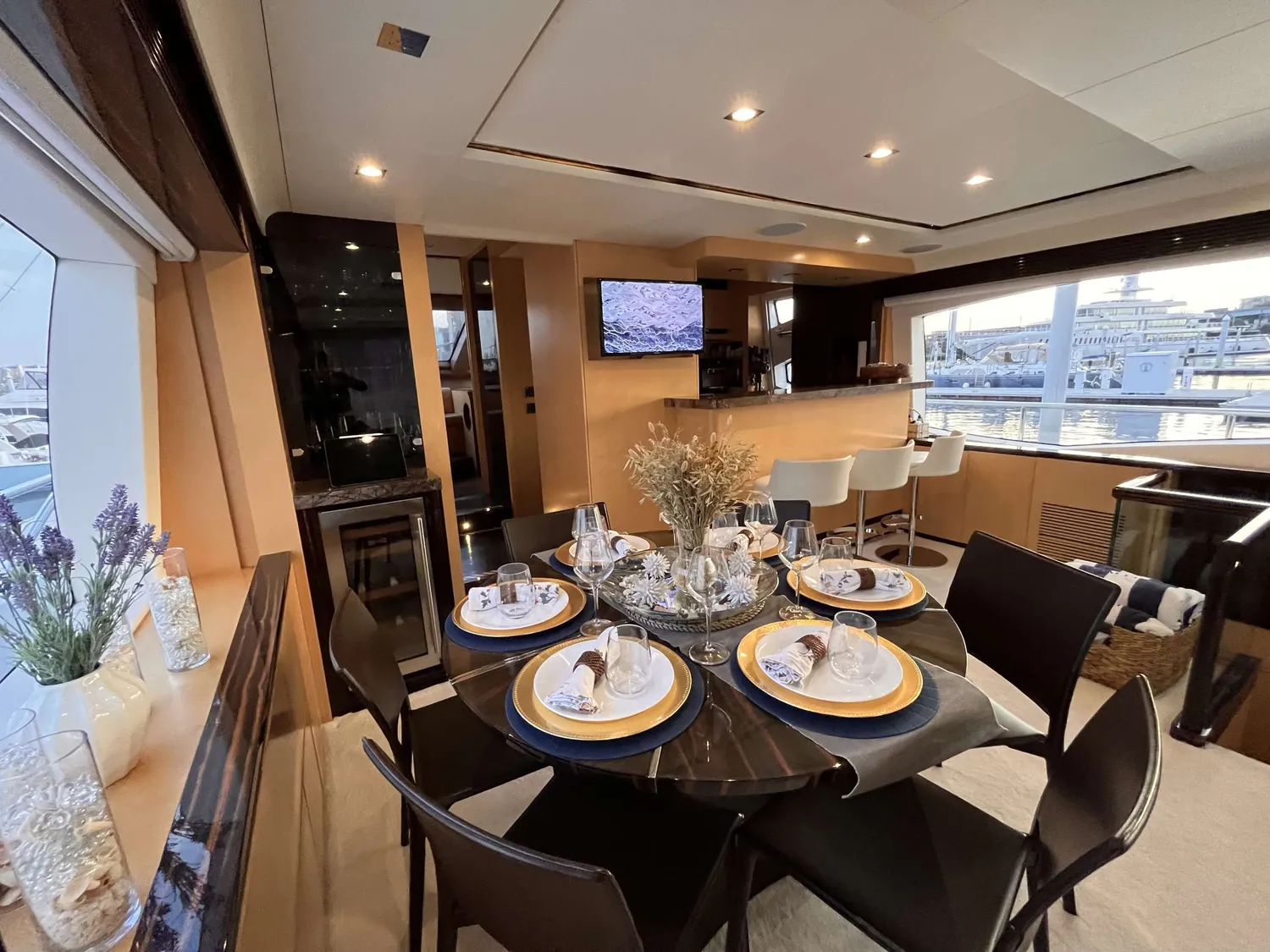 yacht-579347