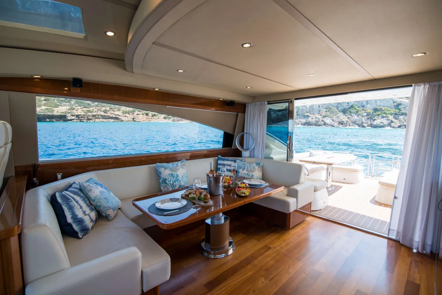 yacht-565394